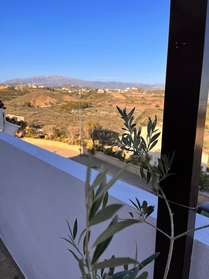 B&B Casa Louisa, Torre Del Mar- Valleniza Velez-Malaga Bagian luar foto